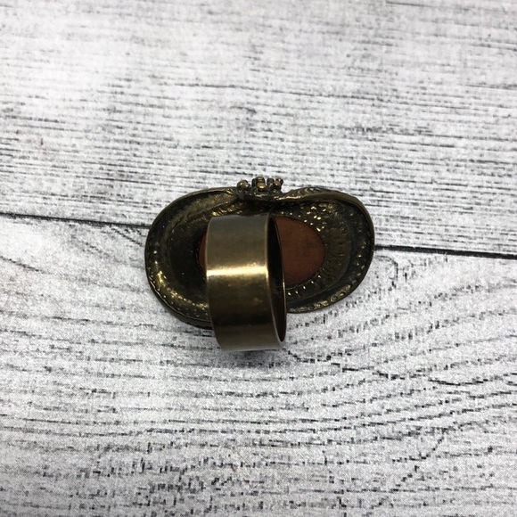 ARTISAN style brass faux gemstone faux amber big statement ring - Picture 4 of 6